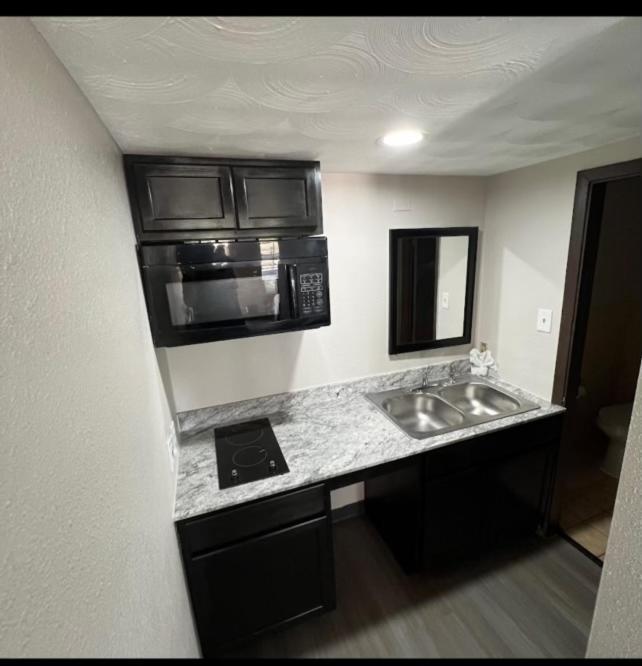 Budget Inn دنيسون المظهر الخارجي الصورة